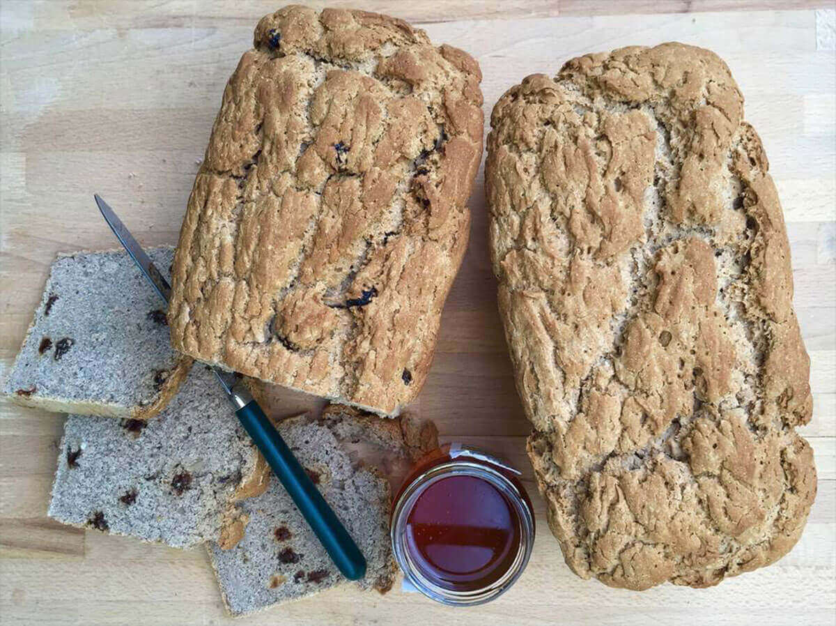 fresh-gluten-free-bread-and-more-baked-at-5-am-on-delivery-day-2